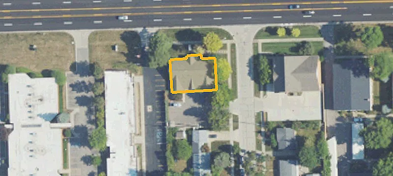 901 Maple Rd