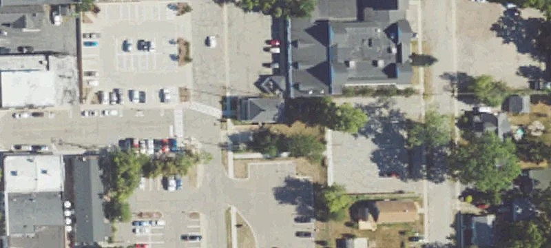 51 Anderson St