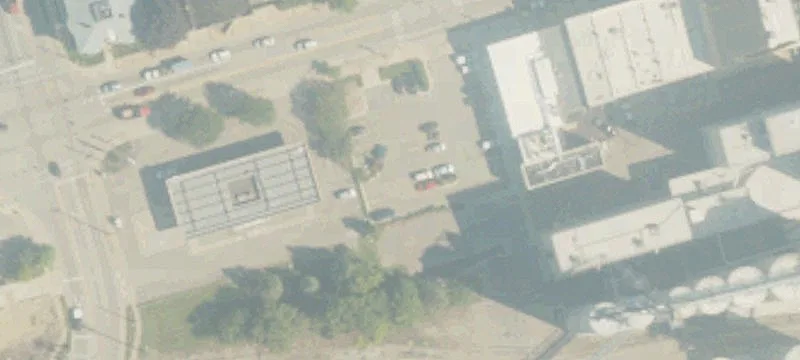 302 Main St