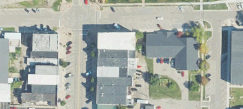 318 Clinton Ave