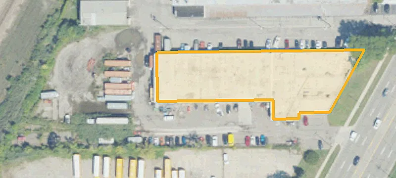 31795 Groesbeck Hwy