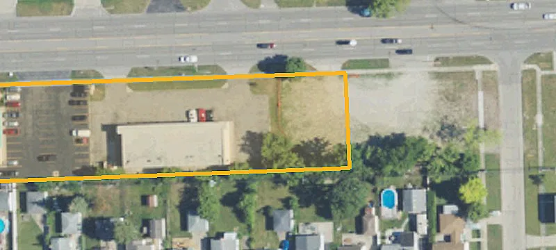 28401 Warren Rd