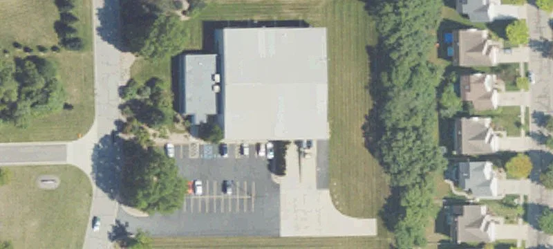 2362 Bishop E Cir