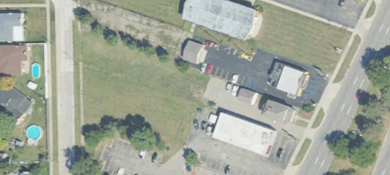 25541 Gratiot Ave