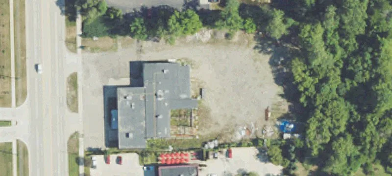 55748 Van Dyke Ave
