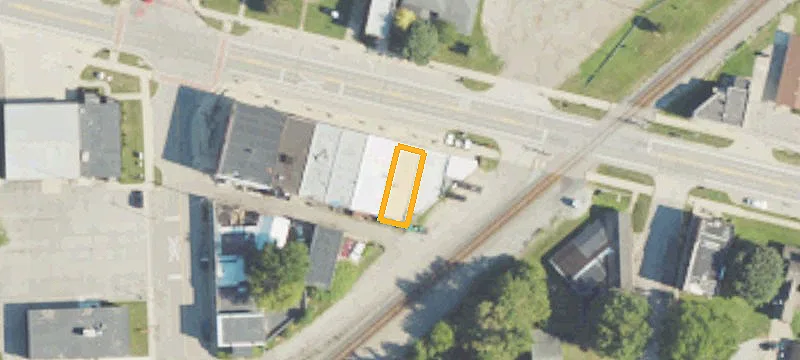 132 Chicago Blvd