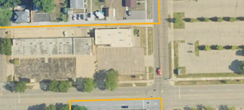 320 Eureka Rd