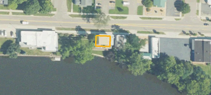 225 Main St