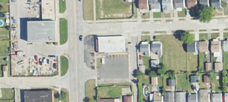 22664 Schoenherr Rd