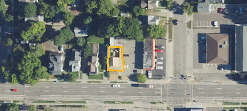 608 Saginaw St