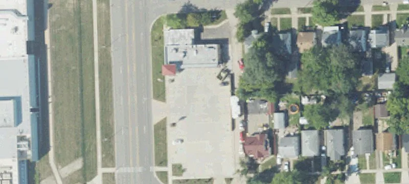 940 Joslyn Ave