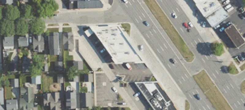 33353 Woodward Ave