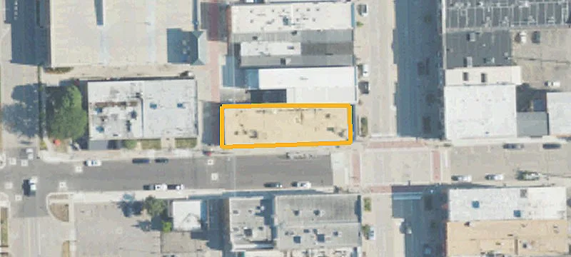 401 Main St