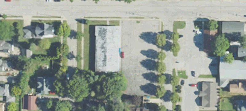 200 John St