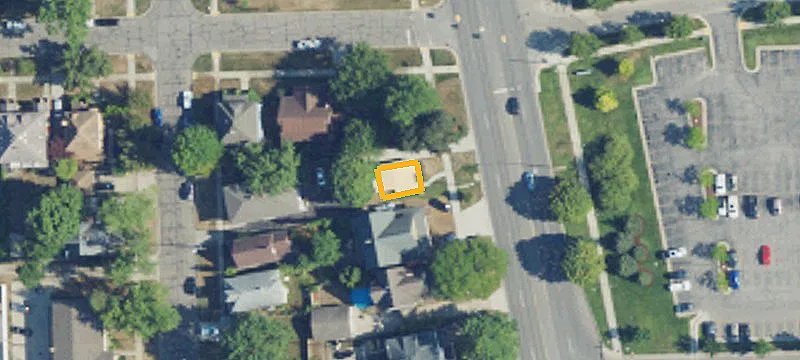 2218 Biddle Ave