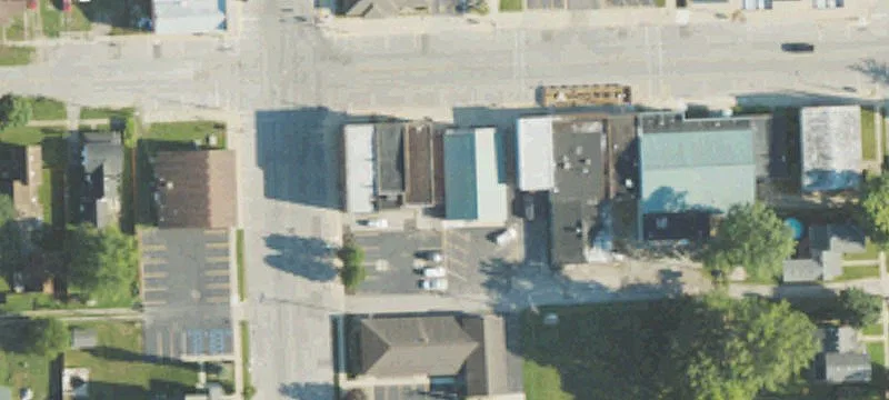 24 Ctr St