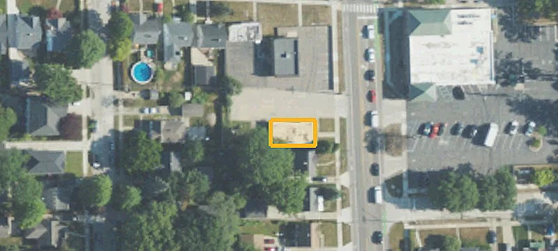 812 Campbell Rd