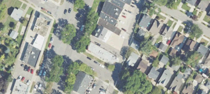18500 Mack Ave