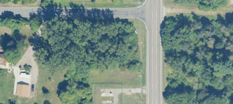 985 Farr Rd