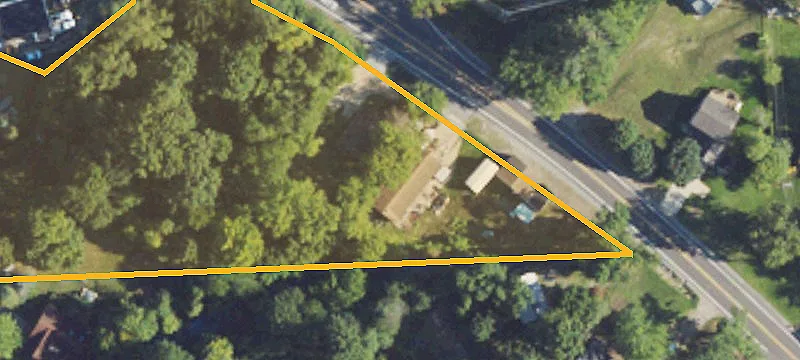 72 Un Lk Rd