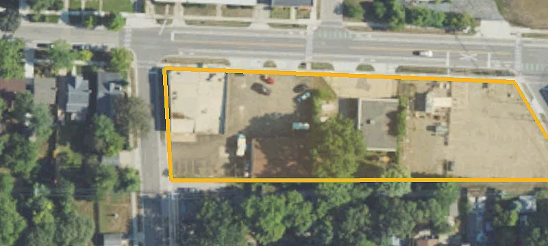 524 Woodward Hts