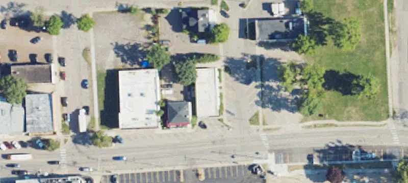 239 Walled Lk Dr
