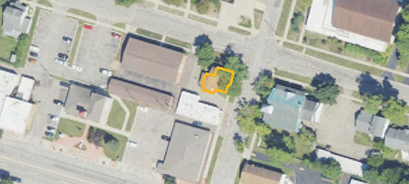 123 Cedar St