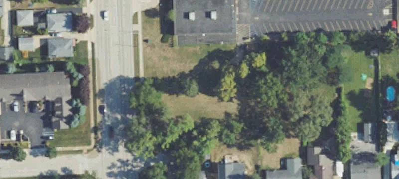 830 Main St