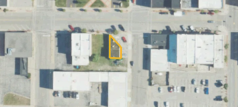 412 Midland St