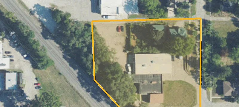 310 Lincoln St