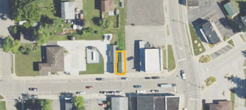 124 Main St