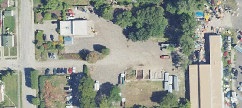 21000 Fairfield Ave