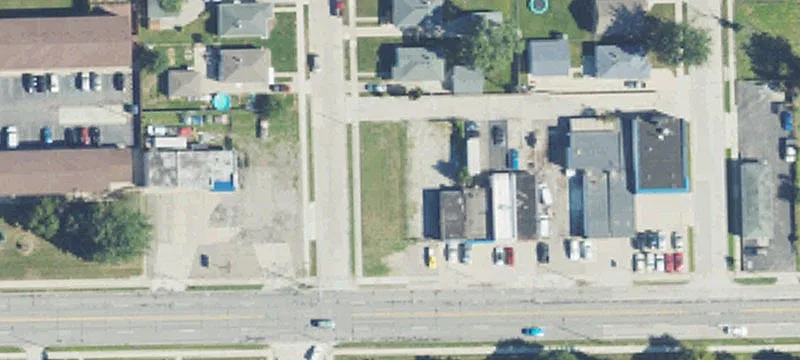 15607 10th Mile Rd