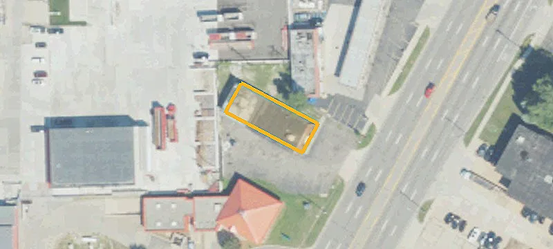 30975 Groesbeck Hwy