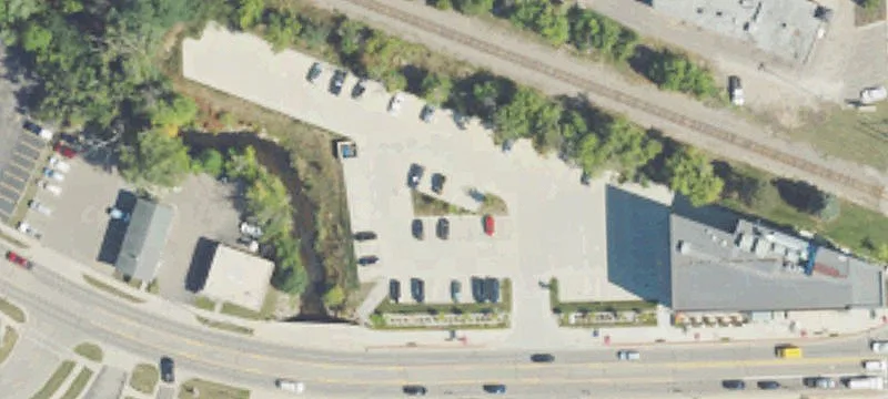 102 Silver Lk Rd