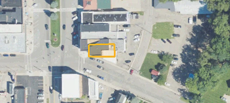101 Main St