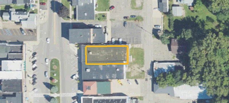 129 Main St