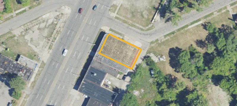 12132 Gratiot Ave