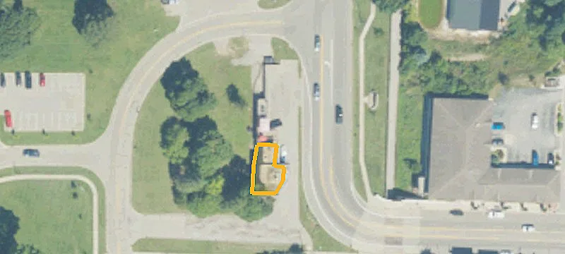 104 Thompson St