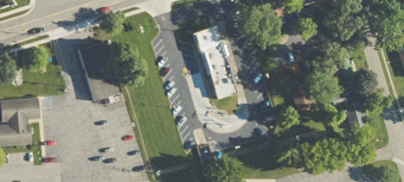 121 Main St