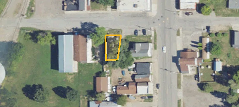 2nd Woodard St