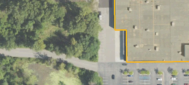 2020 Grand Riv Ave