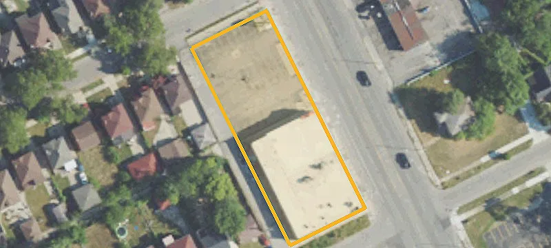 12707 Dexter Ave