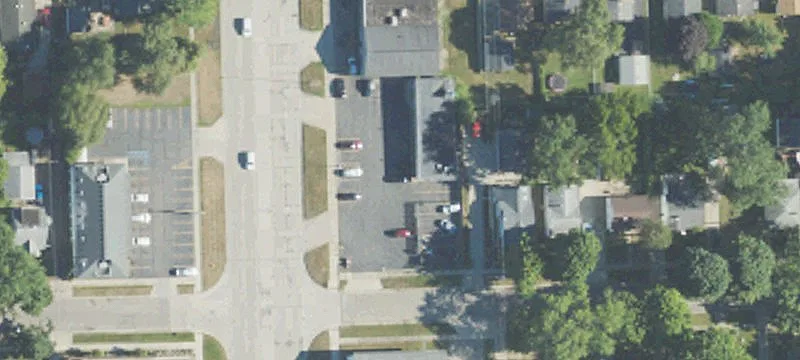 1556 Baldwin Ave