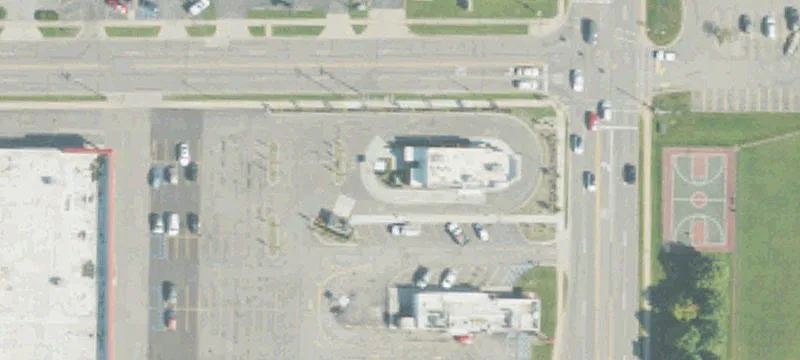 970  Ave