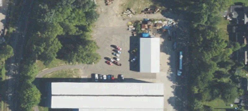 1800 Bassett St