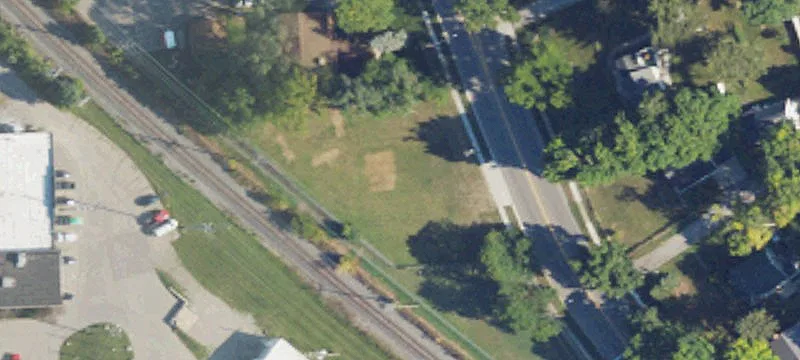 738 Rickett Rd
