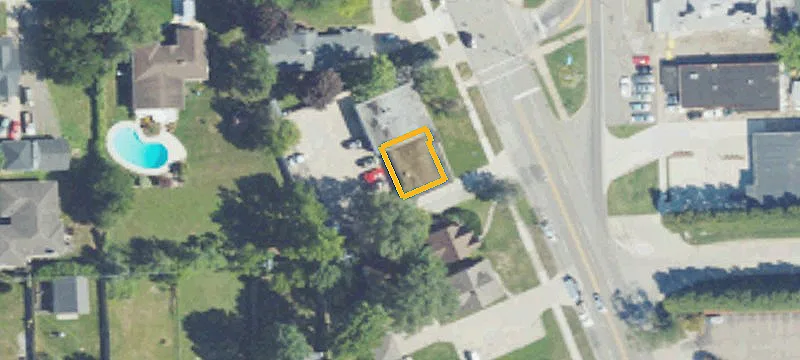 32235 Utica Rd