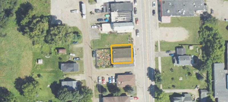 136 Main St