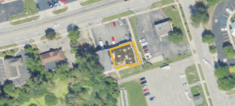 319 Grand Riv Ave
